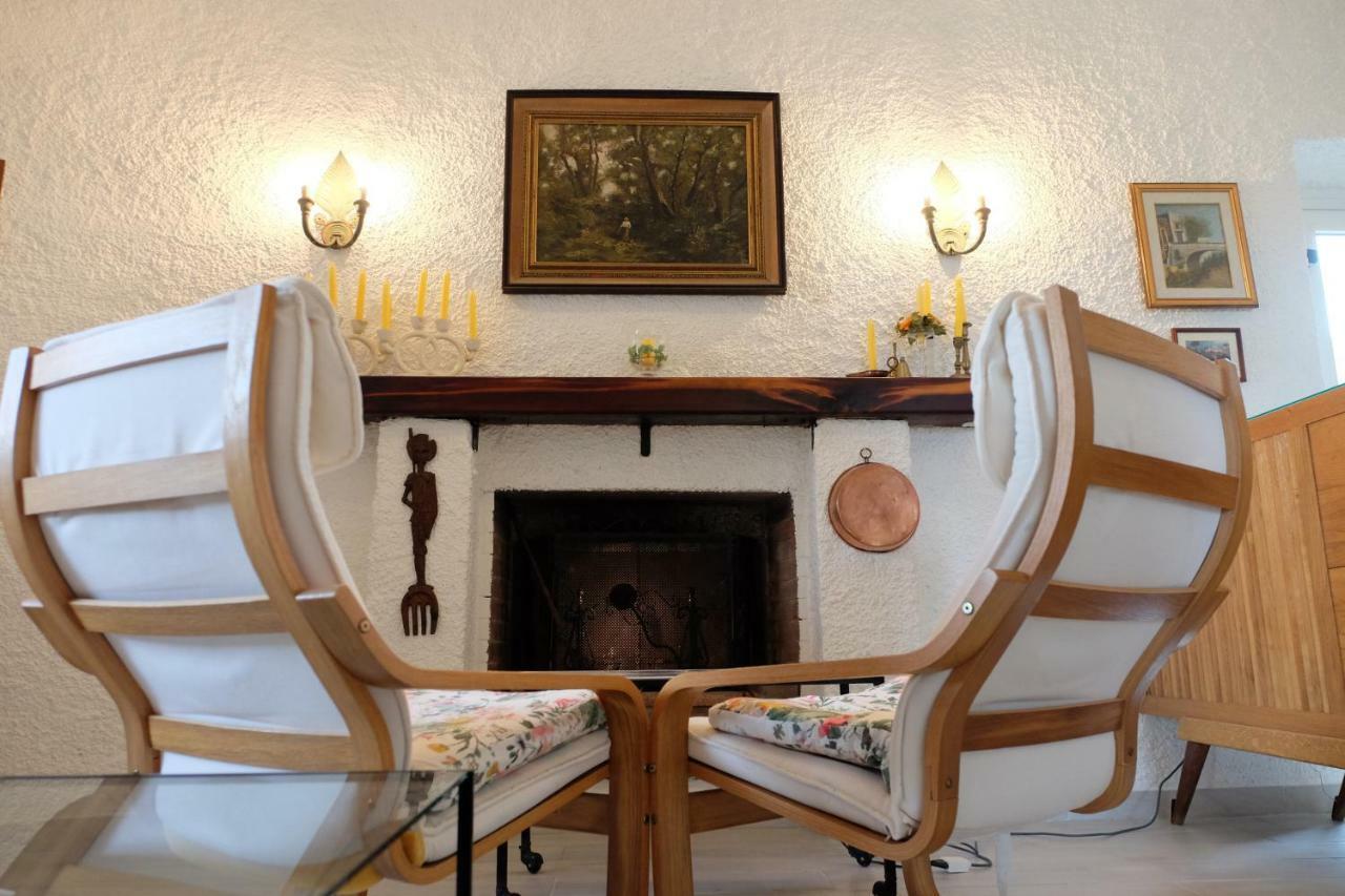 Villa Ariosa Vasto Luaran gambar